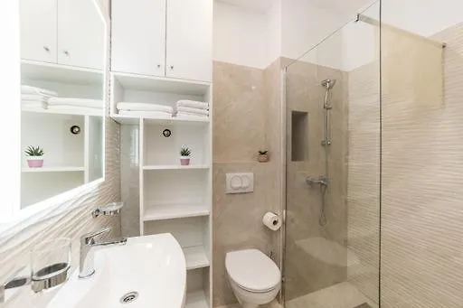 Studio Apartment Sea Zára 0*,  Horvátország